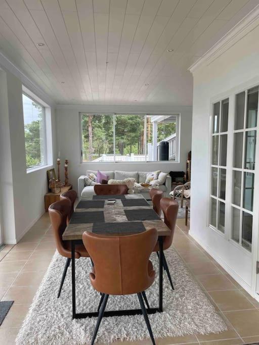 Luxury Villa With Stunning View Pargas Extérieur photo